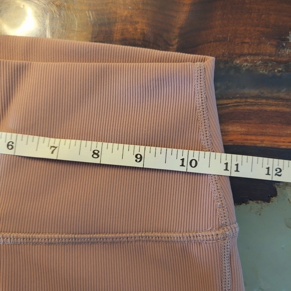 Wilo the Label Base Ribbed Colorblock 7/8 Leggings Women's‎ Size XS Mauve Purple - Picture 6 of 7